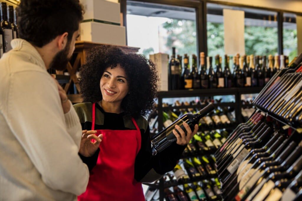 How to Get The Most Out of Your Sales Associates by Boosting Employee Engagement