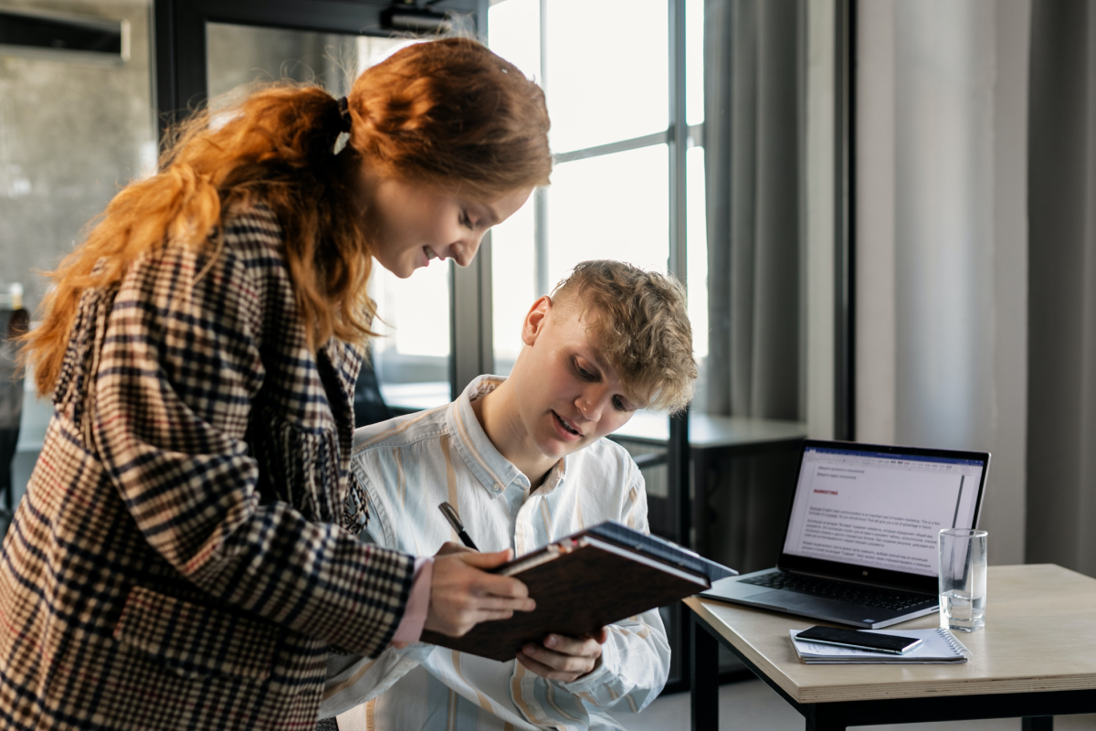 Building a Strategy for Effective Communication in Retail