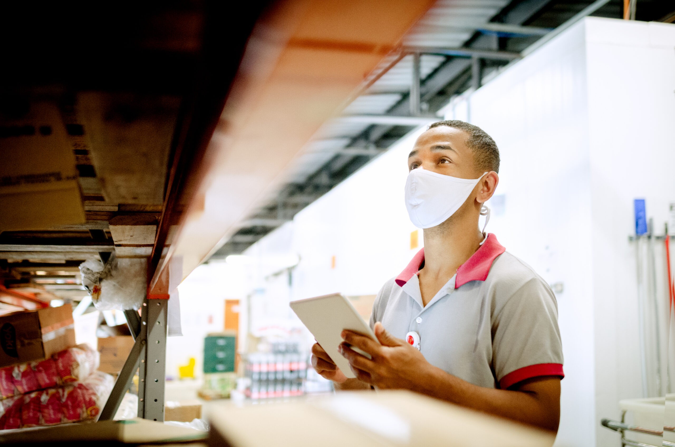 Why Every Frontline Employee Needs Mobile Tech