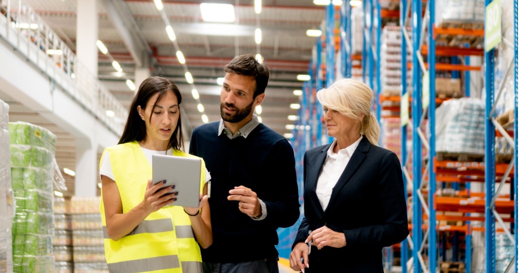 How to Create A Knowledge Sharing Culture for Frontline Employees