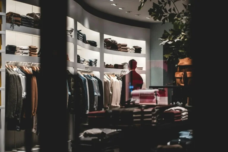Store task management for associates: how to improve store execution