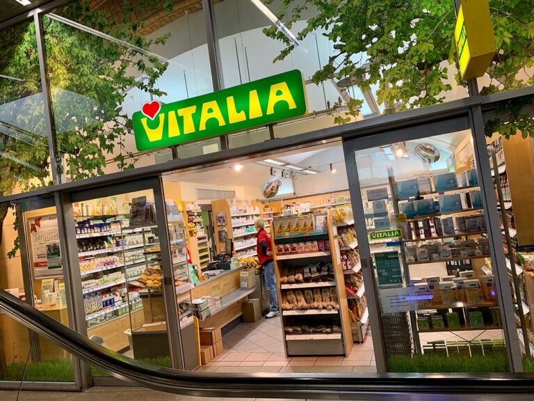 How Vitalia streamlined store operations to scale its growing store network with YOOBIC